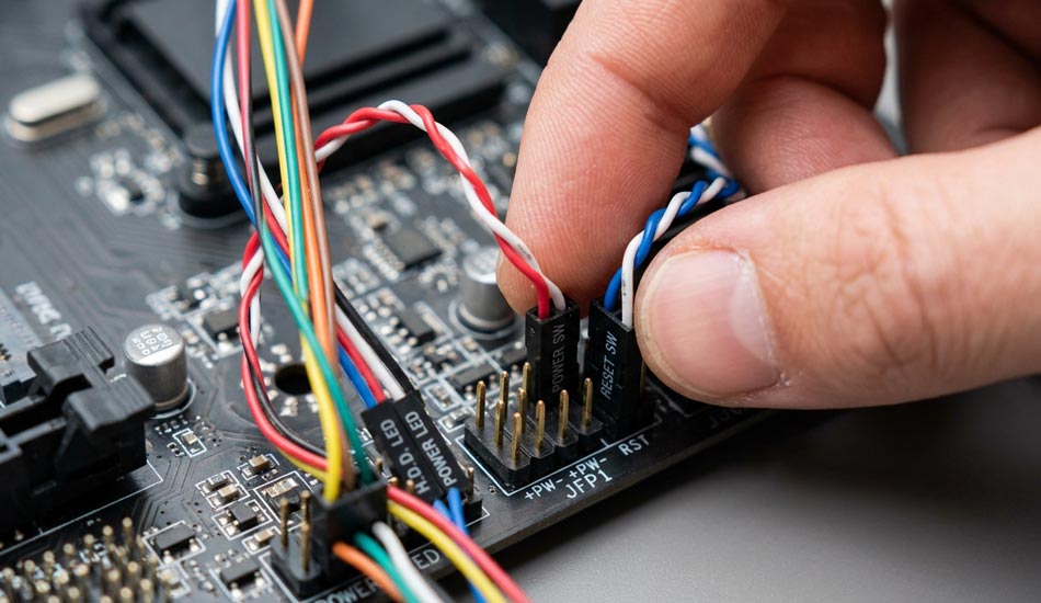 علت روشن نشدن کیس کامپیوتر