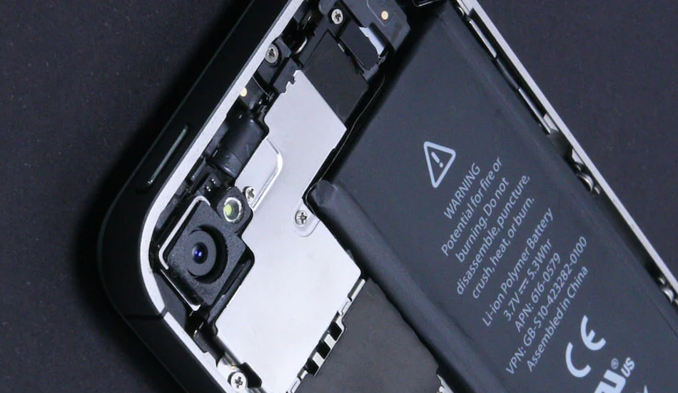 مضرات آهنربا برای گوشی