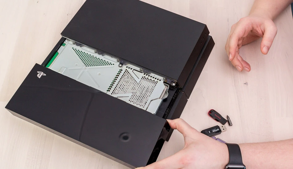 نصب هارد SSD روی پلی استیشن 4