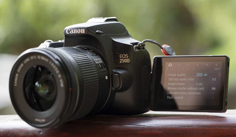 ویژگی های دوربین EOS REBEL SL3