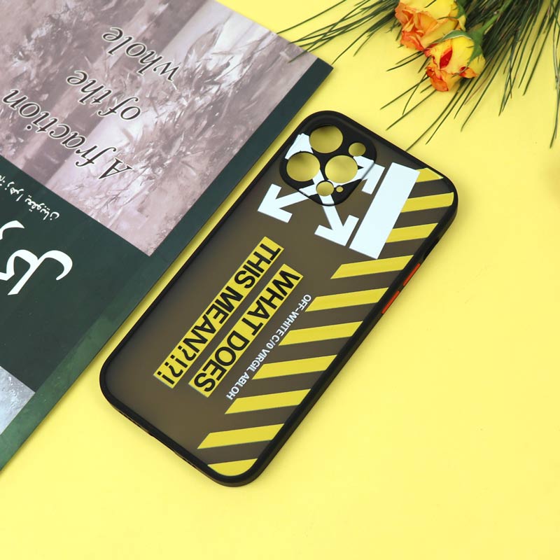 قاب PC مات محافظ لنزدار طرحدار Off White آیفون iPhone 12 Pro