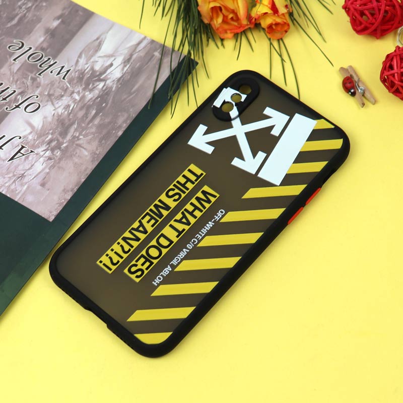 قاب PC مات محافظ لنزدار طرحدار Off White آیفون iPhone X/XS