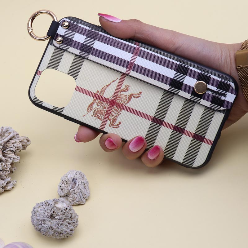 قاب طرحدار هولدر دستی کد8 آیفون iPhone 11