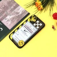 قاب PC مات محافظ لنزدار طرحدار Off White آیفون iPhone 11 Pro