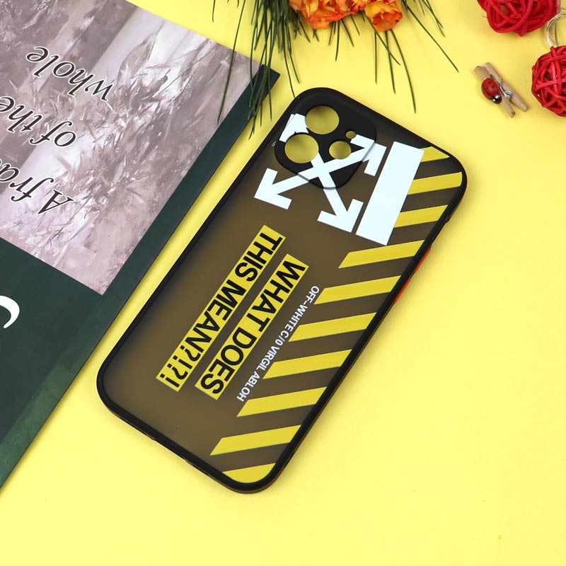 قاب PC مات محافظ لنزدار طرحدار Off White آیفون iPhone 12