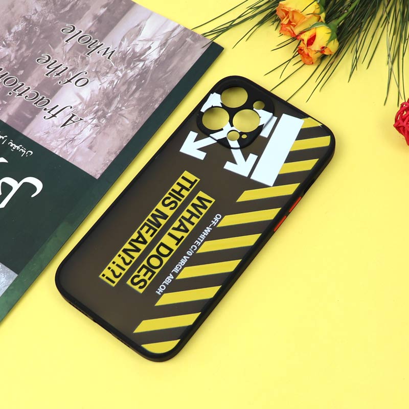 قاب PC مات محافظ لنزدار طرحدار Off White آیفون iPhone 12 Pro Max