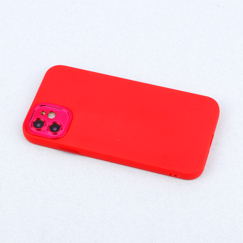 قاب طرح سیلیکونی محافظ لنزدار براق iPhone 11