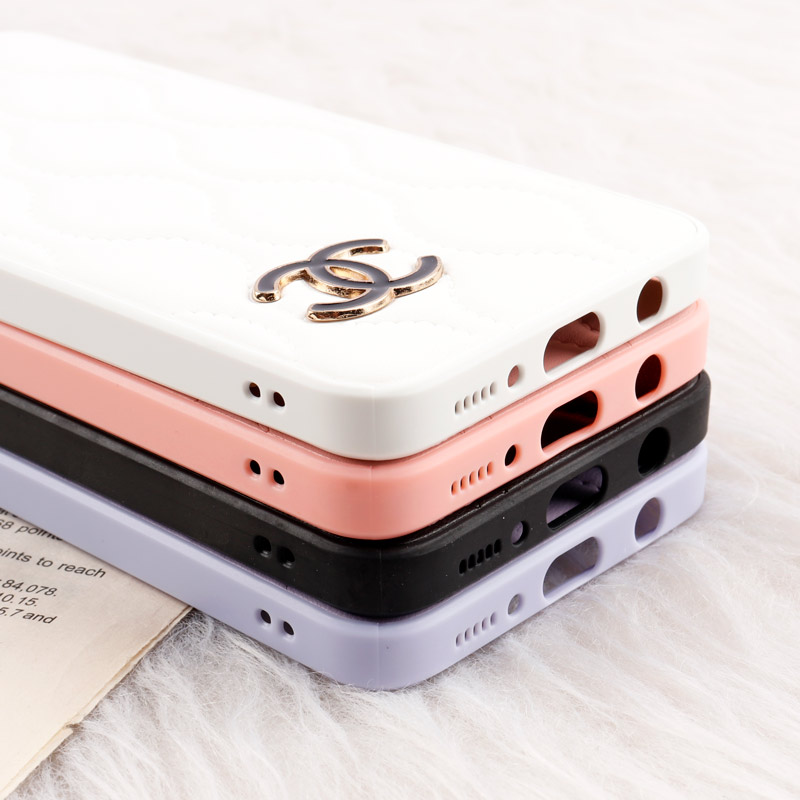 قاب پافر چرمی Chanel محافظ لنزدار Samsung Galaxy A50