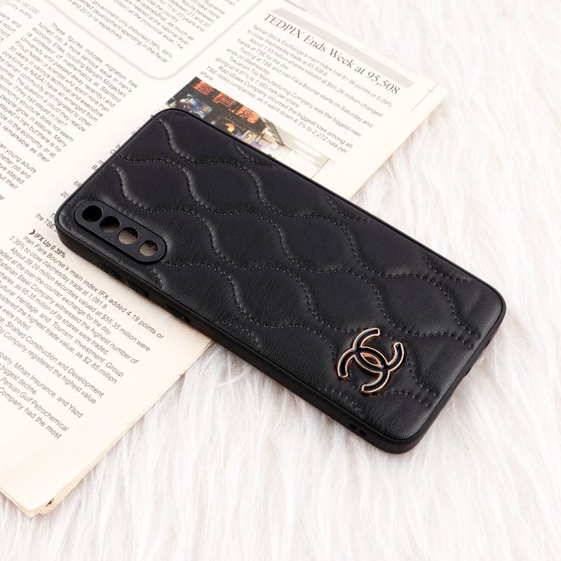 قاب پافر چرمی Chanel محافظ لنزدار Samsung Galaxy A70