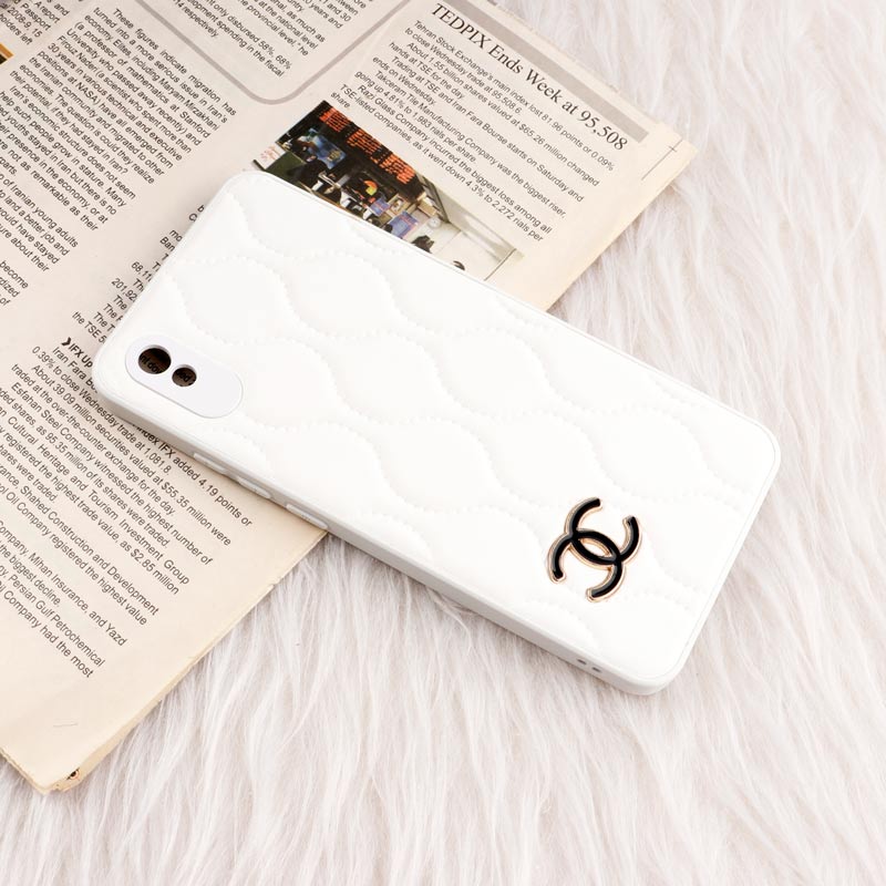قاب پافر چرمی Chanel محافظ لنزدار Xiaomi Redmi 9A