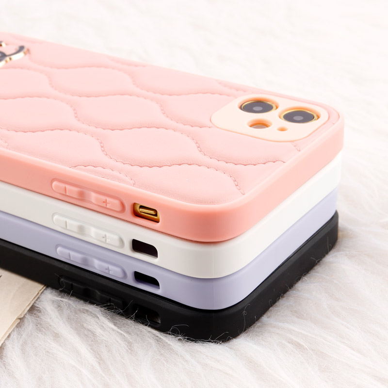 قاب پافر چرمی Chanel محافظ لنزدار iPhone 11