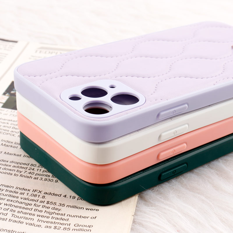 قاب پافر چرمی Chanel محافظ لنزدار iPhone 11 Pro