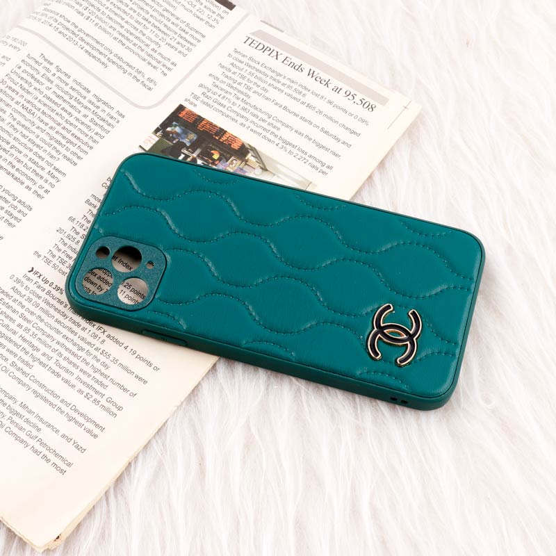 قاب پافر چرمی Chanel محافظ لنزدار iPhone 11 Pro Max