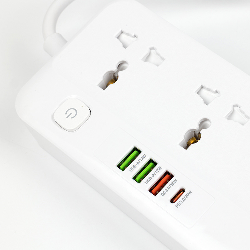 چند راهی ۵ خانه برق ارت دار هیسکا CH-5516 با کابل ۲ متری + شارژر USB و Type-C