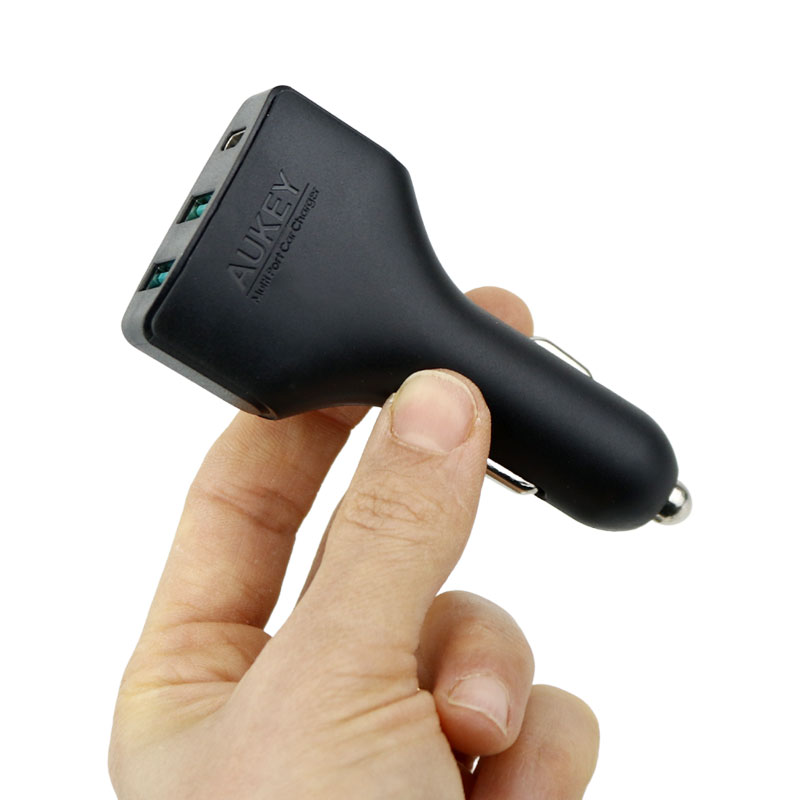 شارژر فندکی فست شارژ Aukey CC-Y3 QC3.0 3A PD 49.5W + کابل تایپ سی