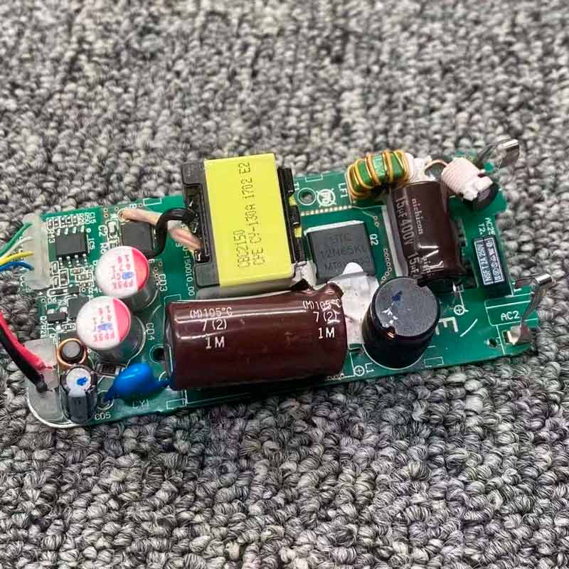 شارژر سیم وصل تایپ سی فست شارژ Docomo Select AC06 3A PD 27W