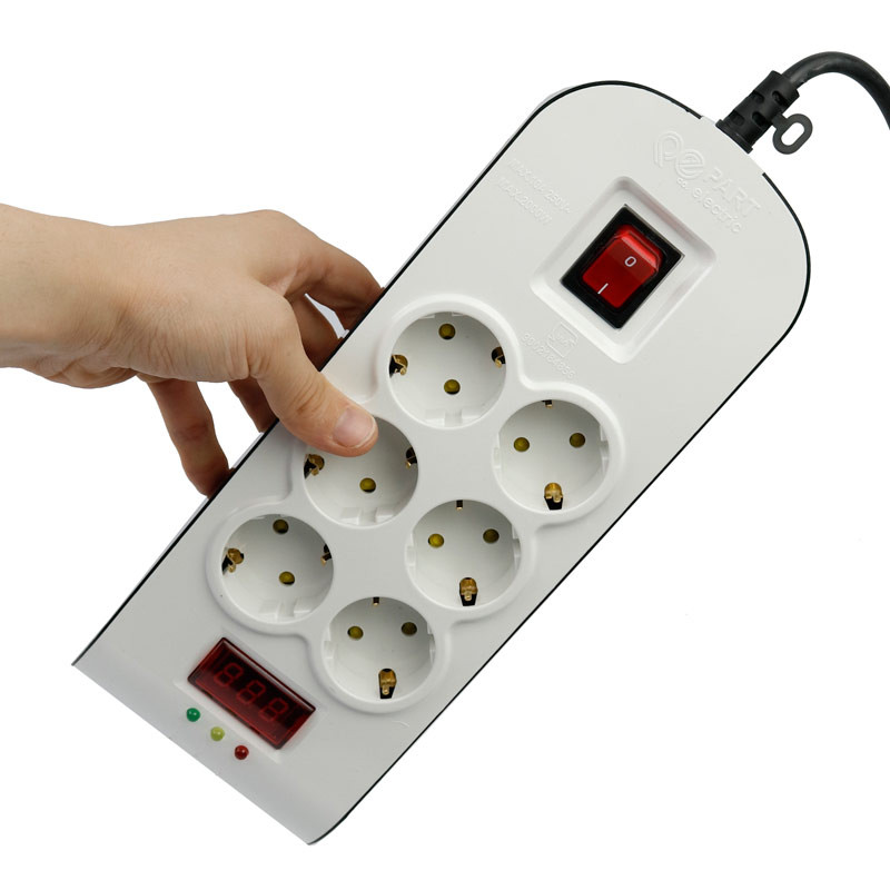 محافظ برق صوتی تصویری ۶ خانه پارت الکتریک با کابل ۵ متری Part Electric PE8796
