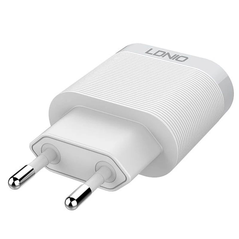 شارژر دیواری فست شارژ LDNIO A303Q QC3 18W + کابل میکرو یو اس بی