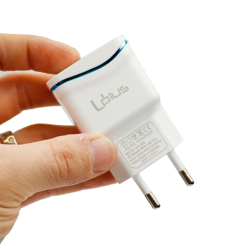 شارژر دیواری فست شارژ Uplus UP-003 2Port 2.4A QC2.0 + کابل میکرو یو اس بی