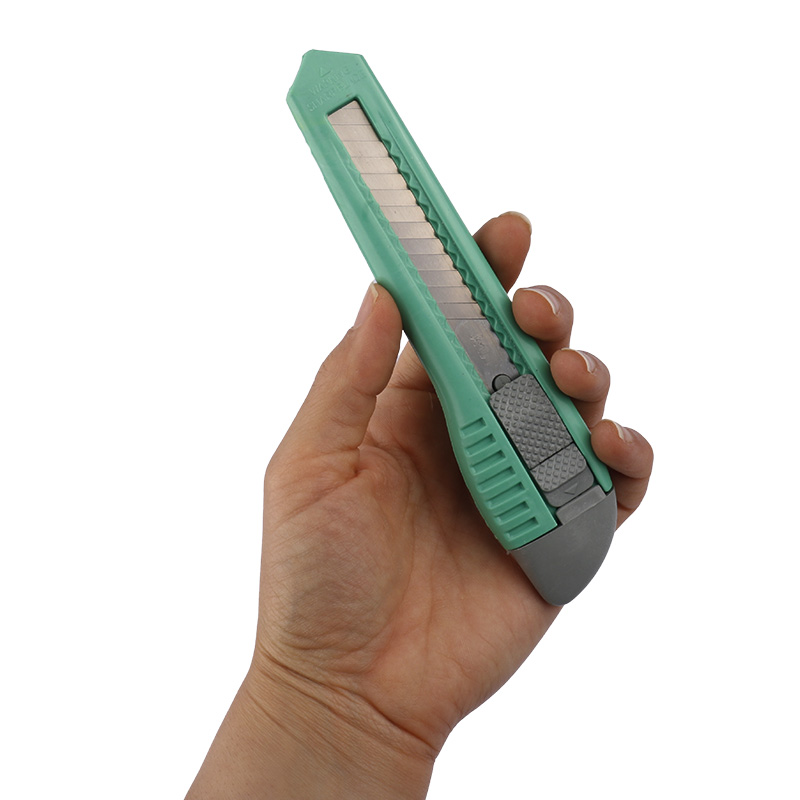 کاتر پلاستیکی Knife Touch L802