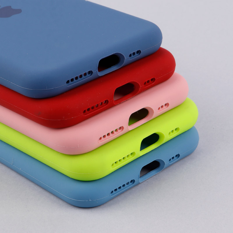 قاب سیلیکونی زیربسته iPhone 11 Pro
