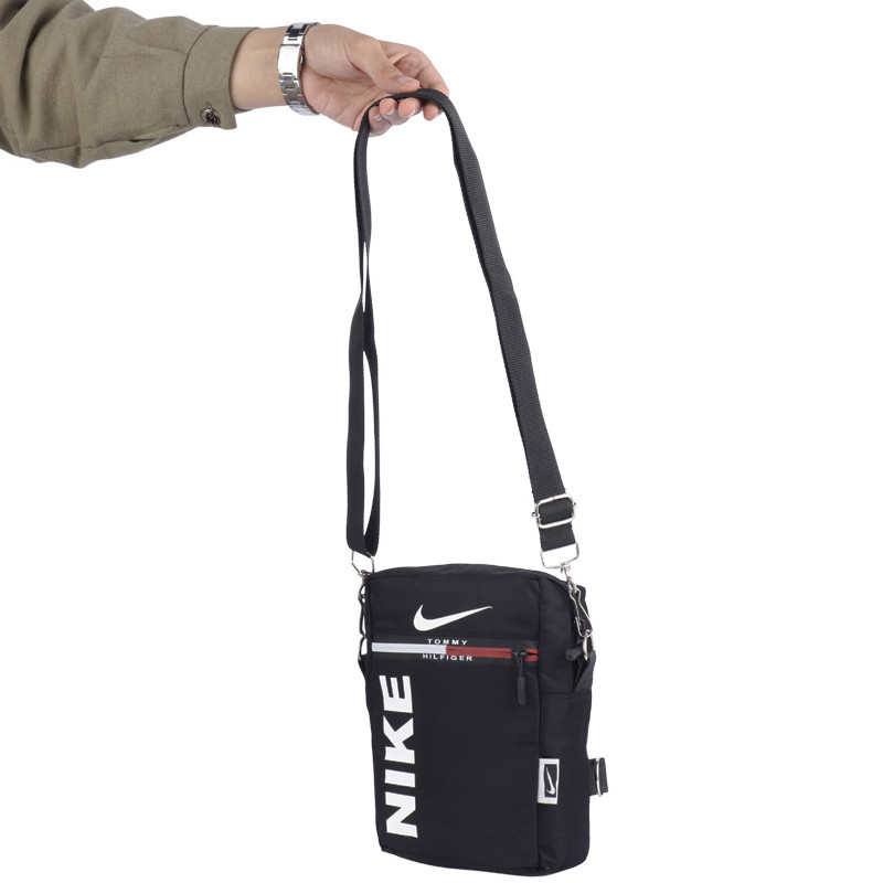 کیف دوشی Nike