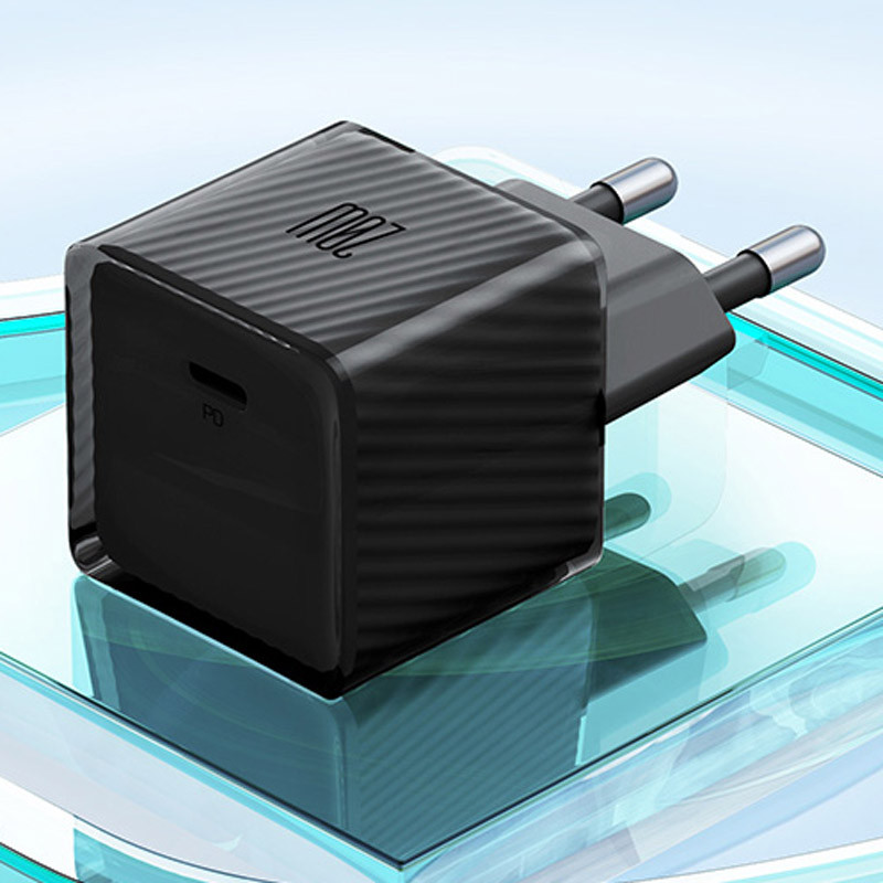 شارژر دیواری 20 وات مک دودو CH-377 PD 3A