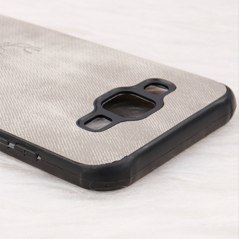 قاب چرمی طرح گوزن Samsung Galaxy J5