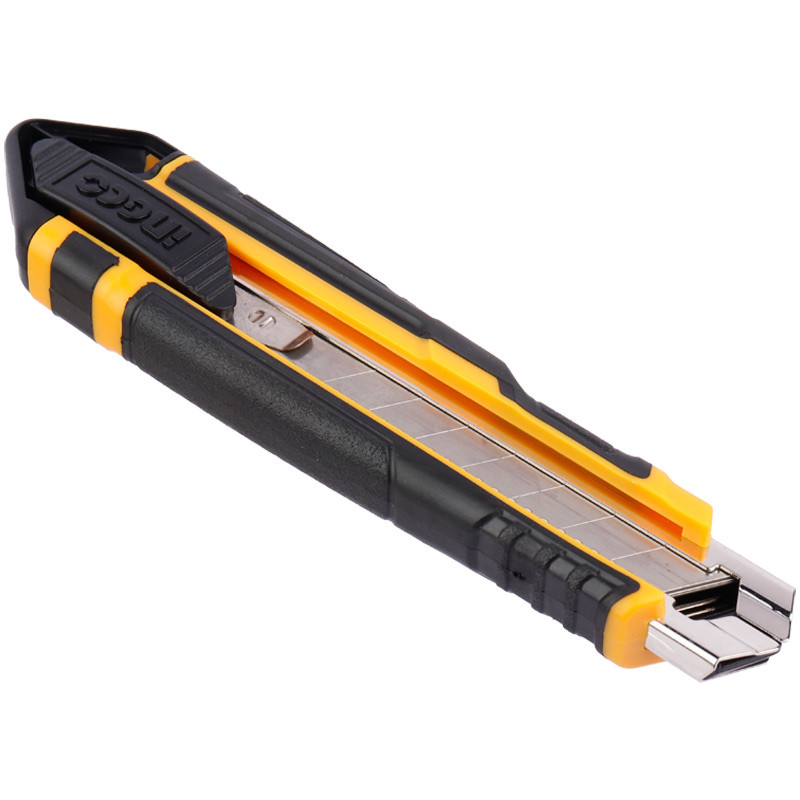 کاتر پلاستیکی 3 تیغ اینکو Ingco HKNS16538 18mm