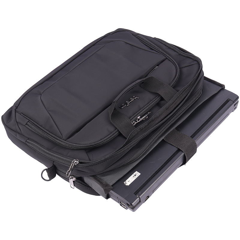 کیف لپ تاپ دوشی Benetton B082