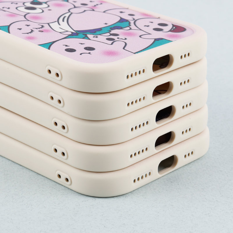 قاب طرح کارتونی محافظ لنزدار iPhone 13