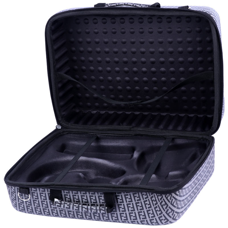 کیف کنسول بازی PS5 چرمی خاکستری طرح Fendi