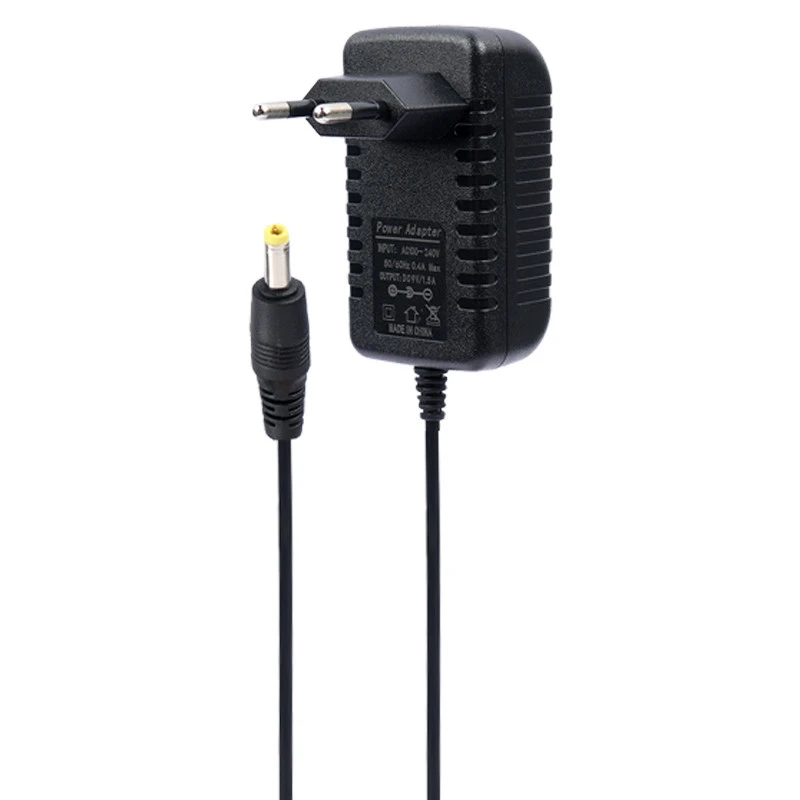 اسپیکر چمدانی بلوتوثی رم و فلش خور XP-Product XP-M1217A + میکروفون و ریموت کنترل
