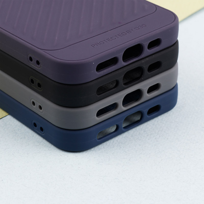 قاب اصلی Gear4 Protective D30 Case ضد ضربه iPhone 13