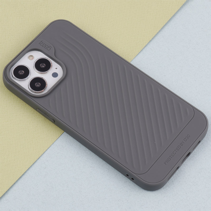 قاب اصلی Gear4 Protective D30 Case ضد ضربه iPhone 13 Pro
