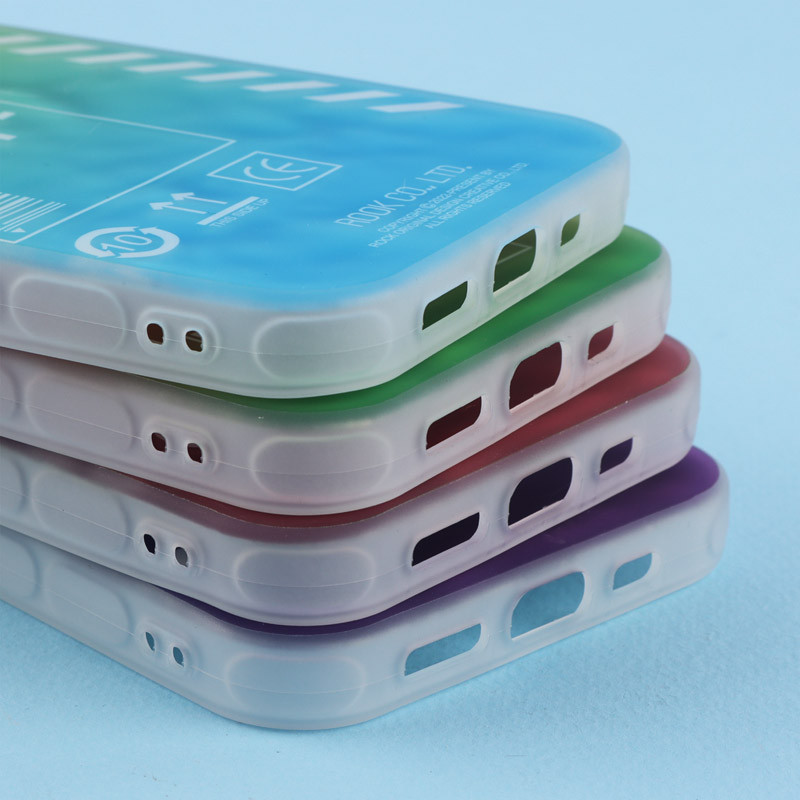 قاب Gradient Holographic برجسته iPhone 13