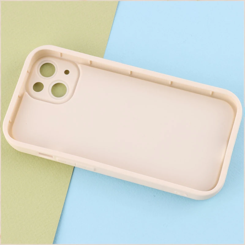 قاب سولید کیس عروسکی پاستیلی محافظ لنزدار iPhone 13