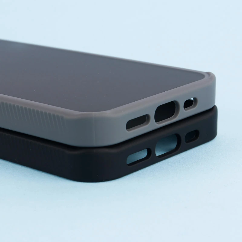 قاب اصلی مات Gear4 Protective Case ضد ضربه iPhone 13
