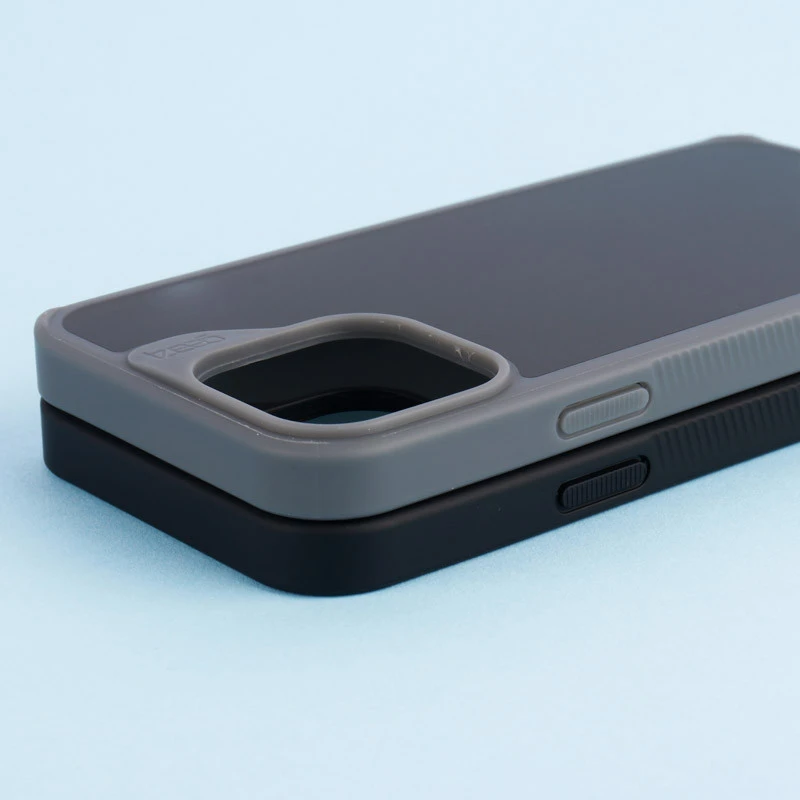 قاب اصلی مات Gear4 Protective Case ضد ضربه iPhone 13 Pro Max