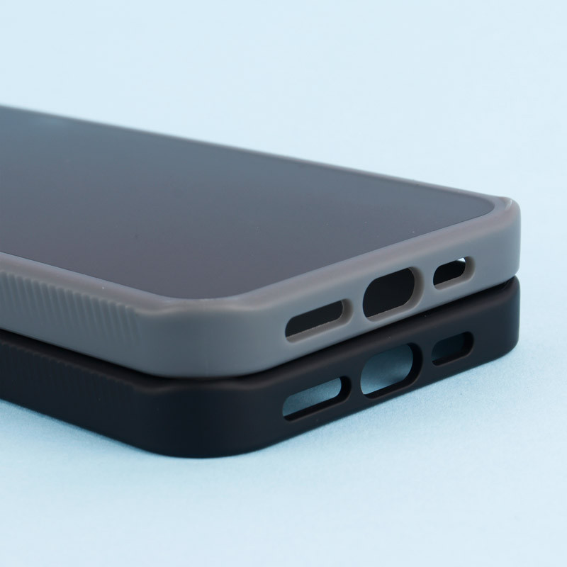 قاب اصلی مات Gear4 Protective Case ضد ضربه iPhone 13 Pro Max