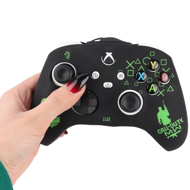 روکش دسته بازی Xbox X/S طرح Call of Duty Modern Warfare 2 کد 2