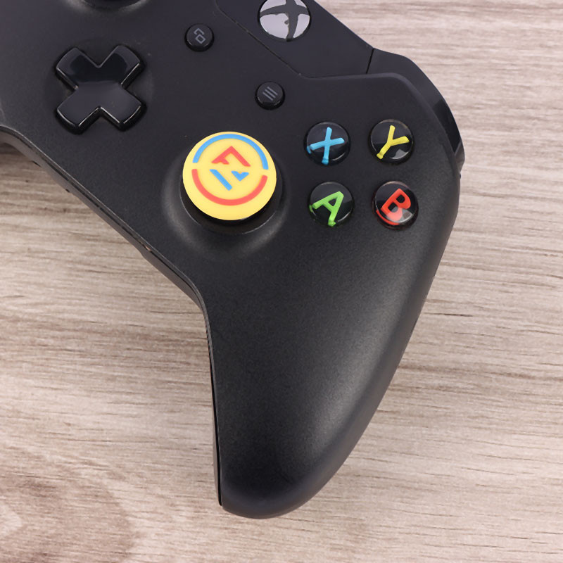 روکش آنالوگ دسته بازی Play Station/XBOX طرح E Football زرد