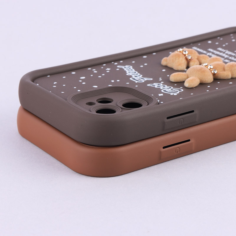قاب سولید کیس عروسکی پشمالو محافظ لنزدار iPhone 11