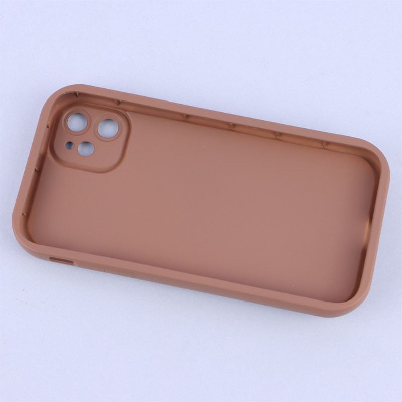 قاب سولید کیس عروسکی پشمالو محافظ لنزدار iPhone 11