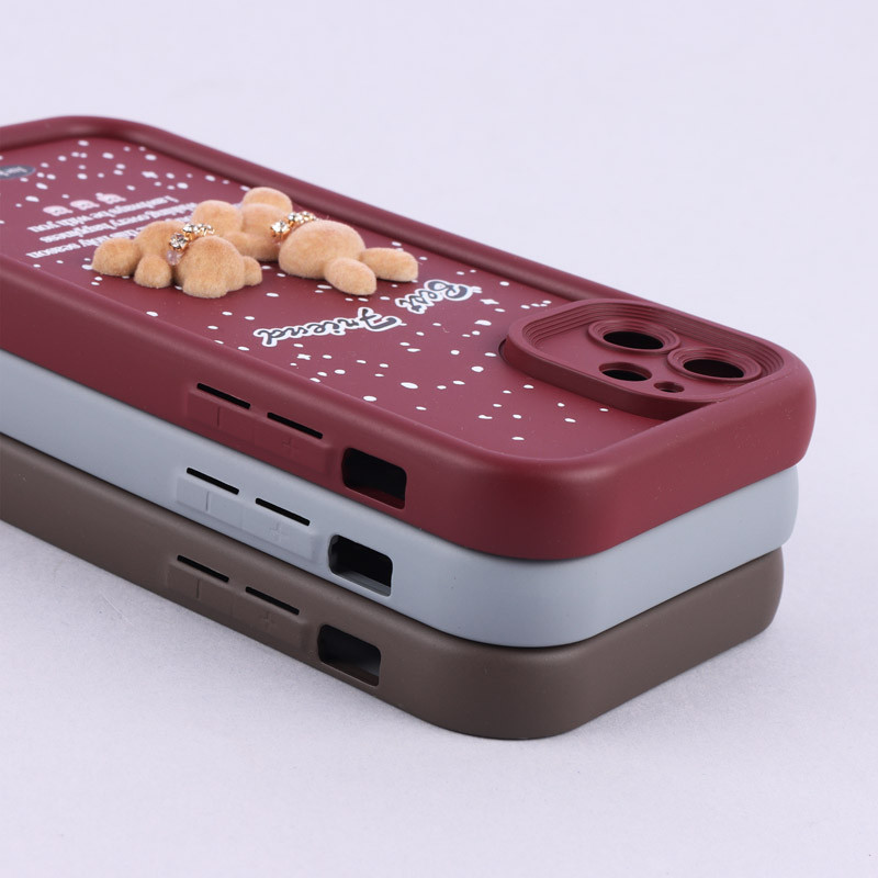 قاب سولید کیس عروسکی پشمالو محافظ لنزدار iPhone 12