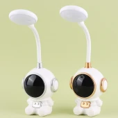 چراغ مطالعه فانتزی طرح آدم فضایی CS310 کد 1