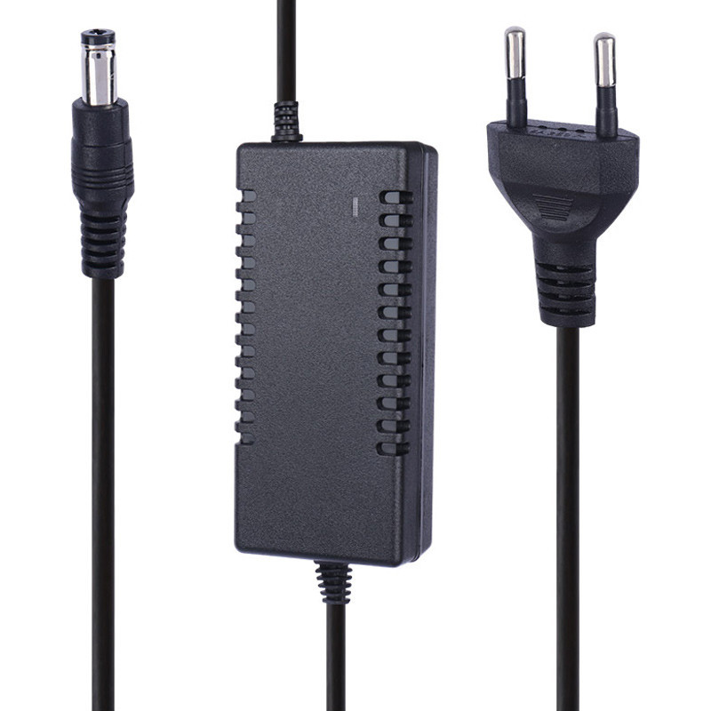 رینگ لایت پایه دار "18 Zeus BK-41611