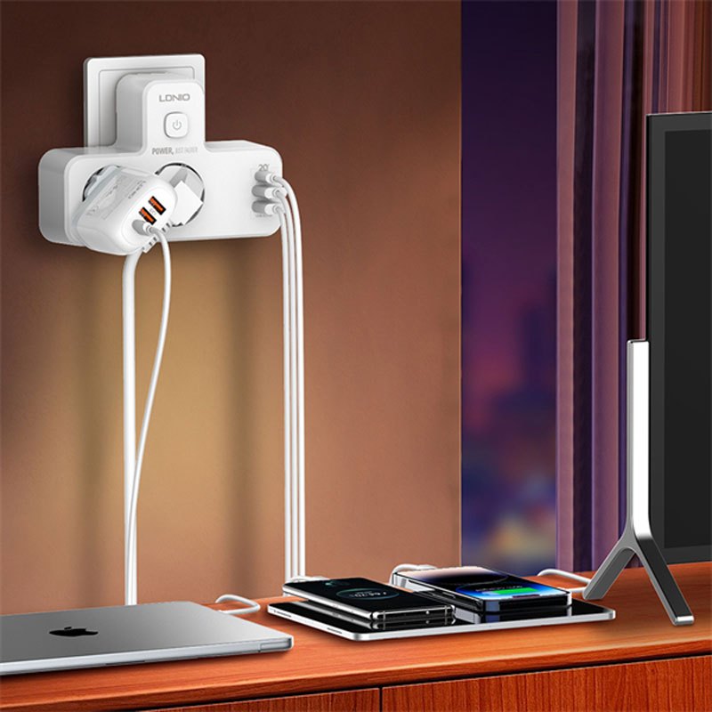 چند راهی 2 خانه برق الدینیو SE2337 + شارژر USB و Type-C