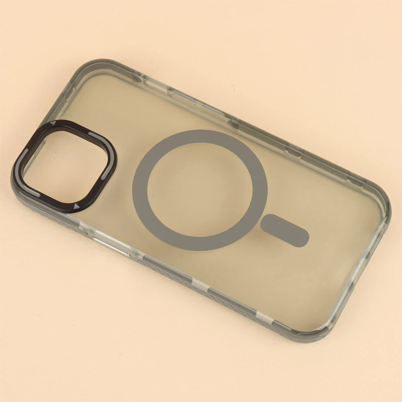 قاب PC شفاف دور طرحدار مگ سیف iPhone 13 / 14