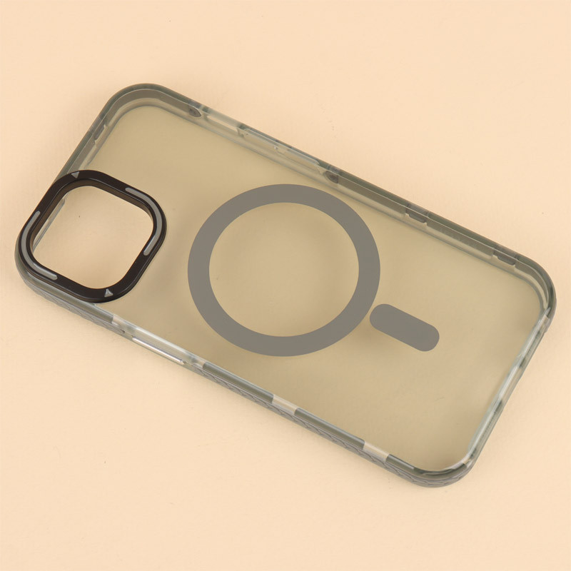 قاب PC شفاف دور طرحدار مگ سیف iPhone 13 / 14